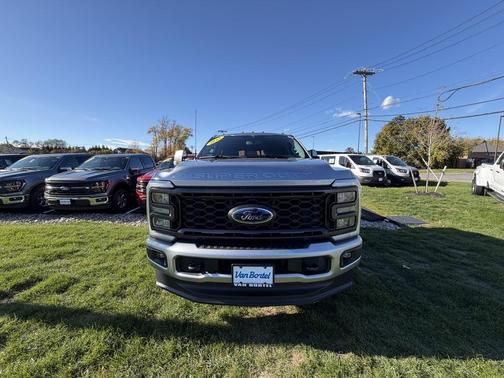 2023 Ford F-350 Lariat