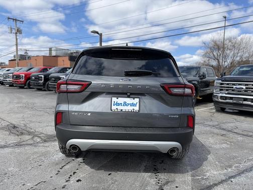 Carbonized Gray Metallic 2023 Ford Escape Active
