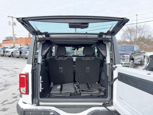 2025 Ford Bronco Base