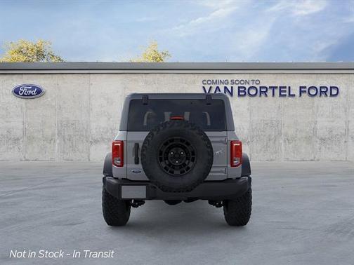 Avalanche Gray 2026 Ford Bronco Base 2 Door 4x4