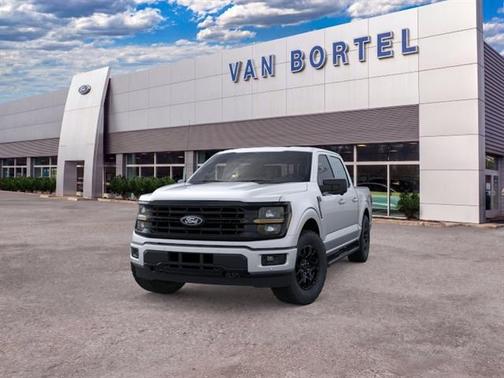 Iconic Silver Metallic 2026 Ford F-150 XLT