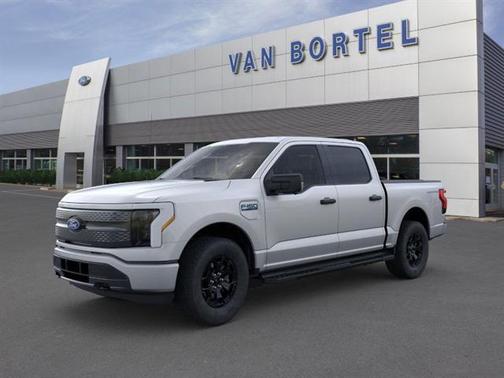 2025 Ford F-150 Lightning XLT