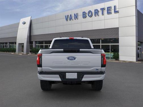 2025 Ford F-150 Lightning XLT