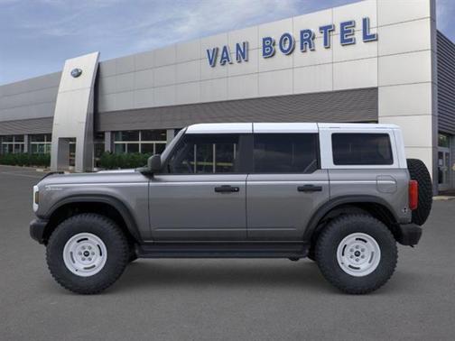 CARBONIZED GRY 2026 Ford Bronco Heritage Edition