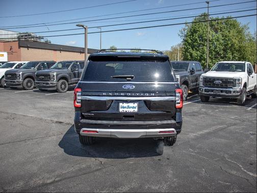 Agate Black Metallic 2024 Ford Expedition Platinum
