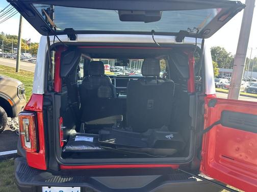 2024 Ford Bronco Heritage Edition