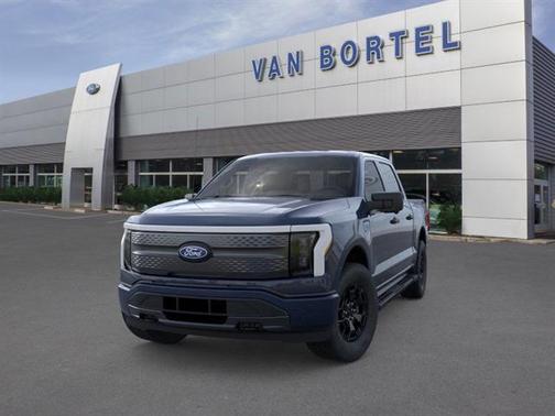 2025 Ford F-150 Lightning XLT
