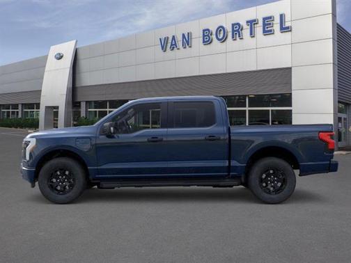 2025 Ford F-150 Lightning XLT
