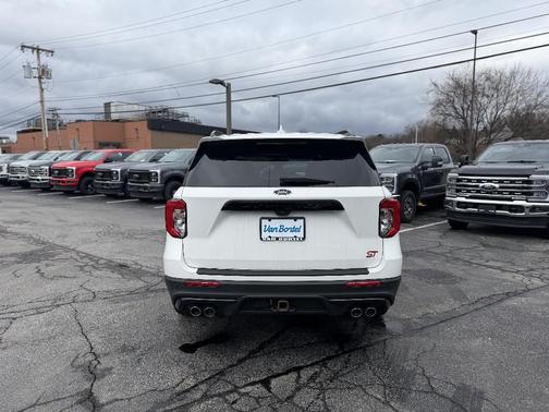 Star White Metallic Tri-Coat 2020 Ford Explorer ST