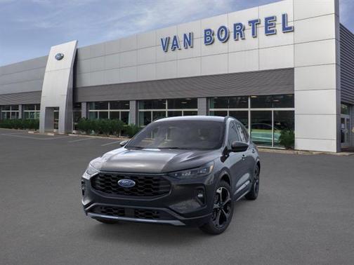 2025 Ford Escape ST-Line Elite
