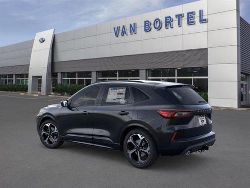 2025 Ford Escape ST-Line Elite