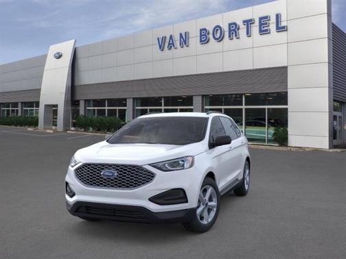 Oxford White 2024 Ford Edge SE
