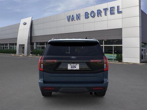 Stone Blue Metallic 2026 Ford Expedition Tremor