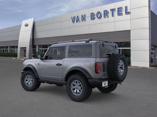Carbonized Gray Metallic 2025 Ford Bronco Badlands