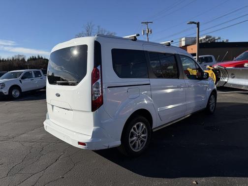 2022 Ford Transit Connect XLT w/Rear Liftgate