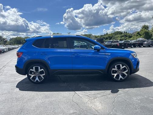 2022 Volkswagen Taos 1.5T SEL