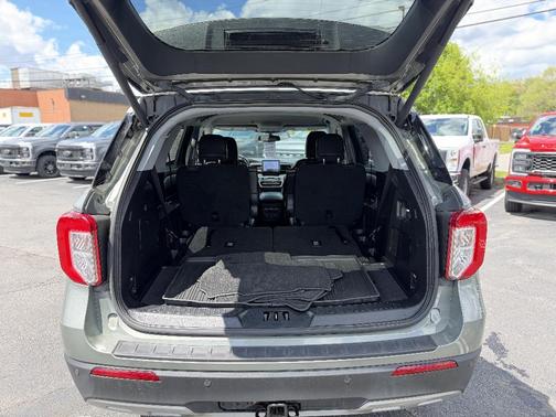 Silver Spruce 2020 Ford Explorer XLT