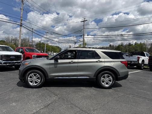 Silver Spruce 2020 Ford Explorer XLT