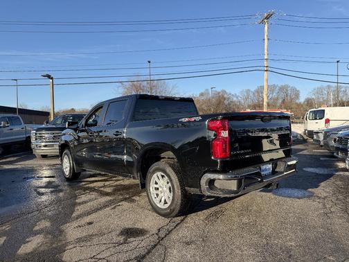 Black 2022 Chevrolet Silverado 1500 Limited LT