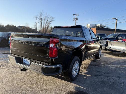 Black 2022 Chevrolet Silverado 1500 Limited LT