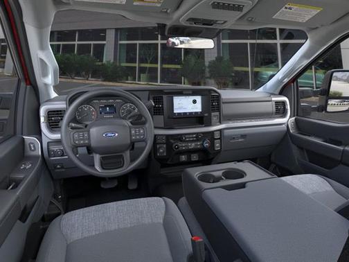 2025 Ford F-250 XLT
