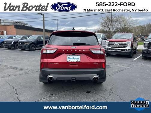 2021 Ford Escape Titanium