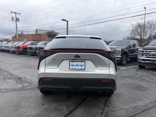 Elemental Silver Metallic 2025 Toyota bZ4X XLE