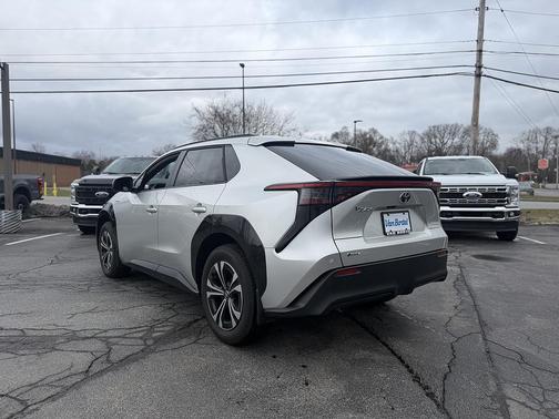 Elemental Silver Metallic 2025 Toyota bZ4X XLE