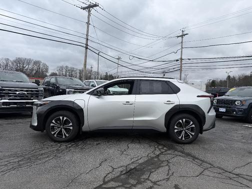 Elemental Silver Metallic 2025 Toyota bZ4X XLE