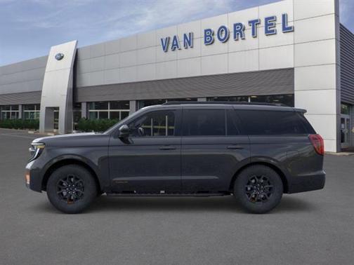 Dark Matter Gray Metallic 2026 Ford Expedition Tremor