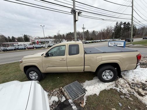 2018 Toyota Tacoma SR5