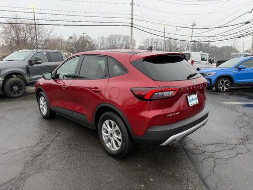 Rapid Red Metallic Tinted Clearcoat 2025 Ford Escape Active