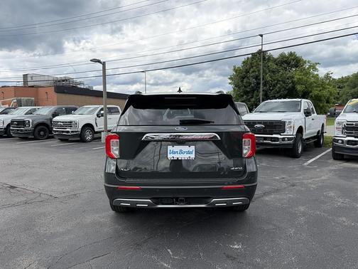 Forged Green Metallic 2023 Ford Explorer XLT