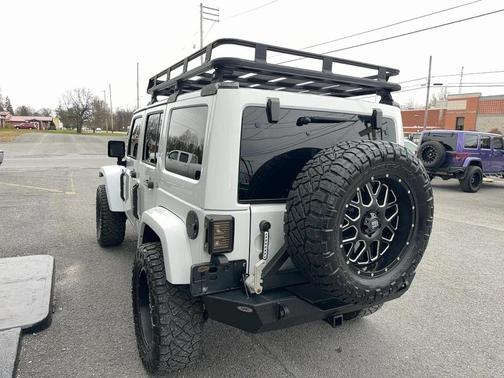 2018 Jeep Wrangler JK Unlimited Sahara