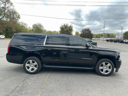 2020 Chevrolet Suburban LT