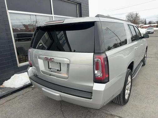 2018 GMC Yukon XL SLT