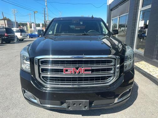 2017 GMC Yukon XL SLT