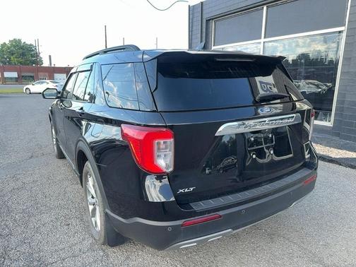 Agate Black Metallic 2020 Ford Explorer XLT