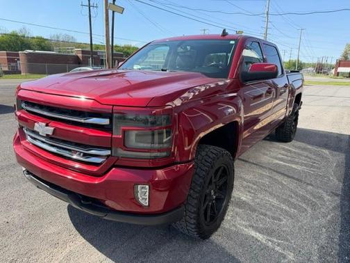 Cajun Red Tintcoat 2018 Chevrolet Silverado 1500 2LT