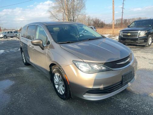 2017 Chrysler Pacifica Touring