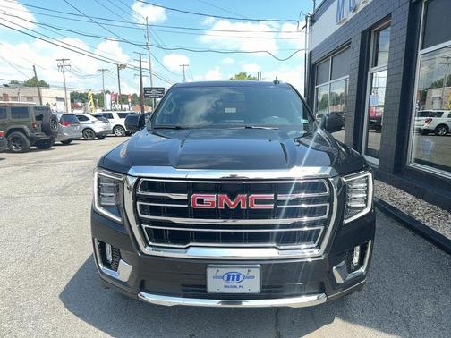 Black 2021 GMC Yukon SLT