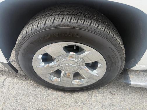 2017 Chevrolet Suburban LT