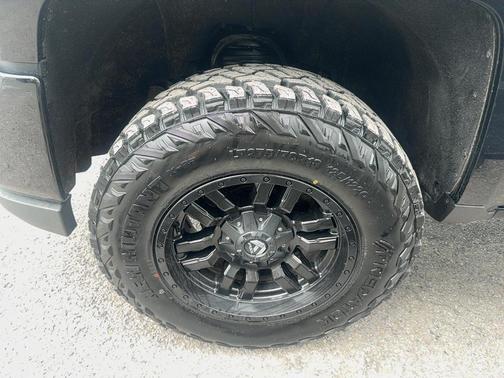 Black 2017 Chevrolet Silverado 1500 2LT
