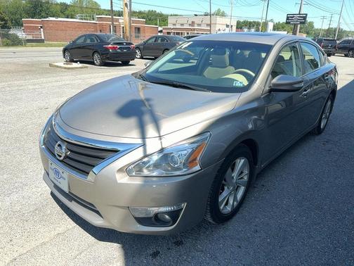 Saharan Stone Metallic 2014 Nissan Altima 2.5 SV