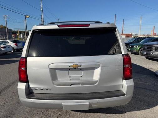 2017 Chevrolet Suburban LT