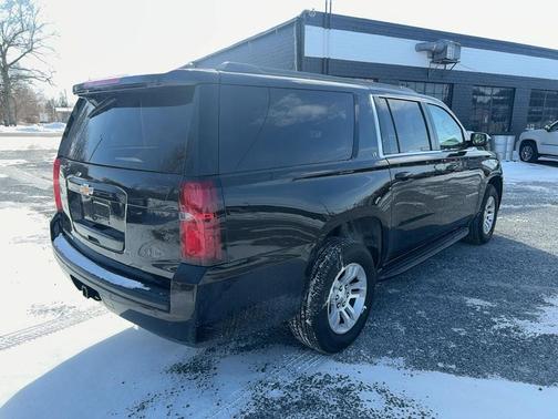 2018 Chevrolet Suburban LT