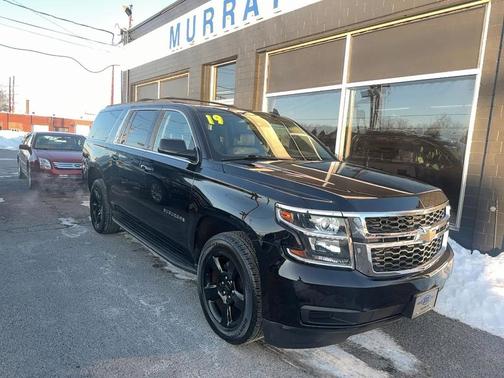 2019 Chevrolet Suburban LT