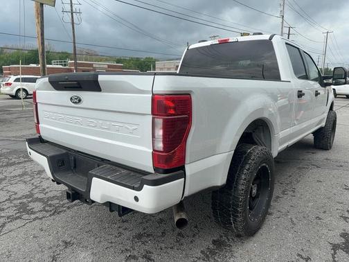 Blue 2021 Ford F-250 XLT