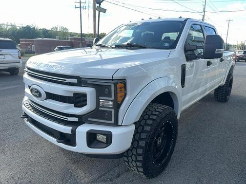 Blue 2021 Ford F-250 XLT