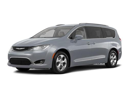 Billet Silver Metallic Clearcoat 2018 Chrysler Pacifica Touring-L Plus